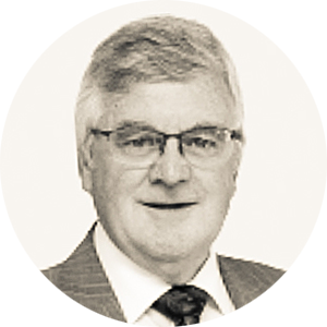 Porträtfoto von Pat Clarke